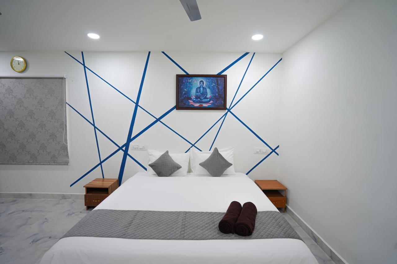 Mahasri Studio Apartments- Brand New Fully Furnished Air Conditioned Studio Apartments Tirupati Kültér fotó